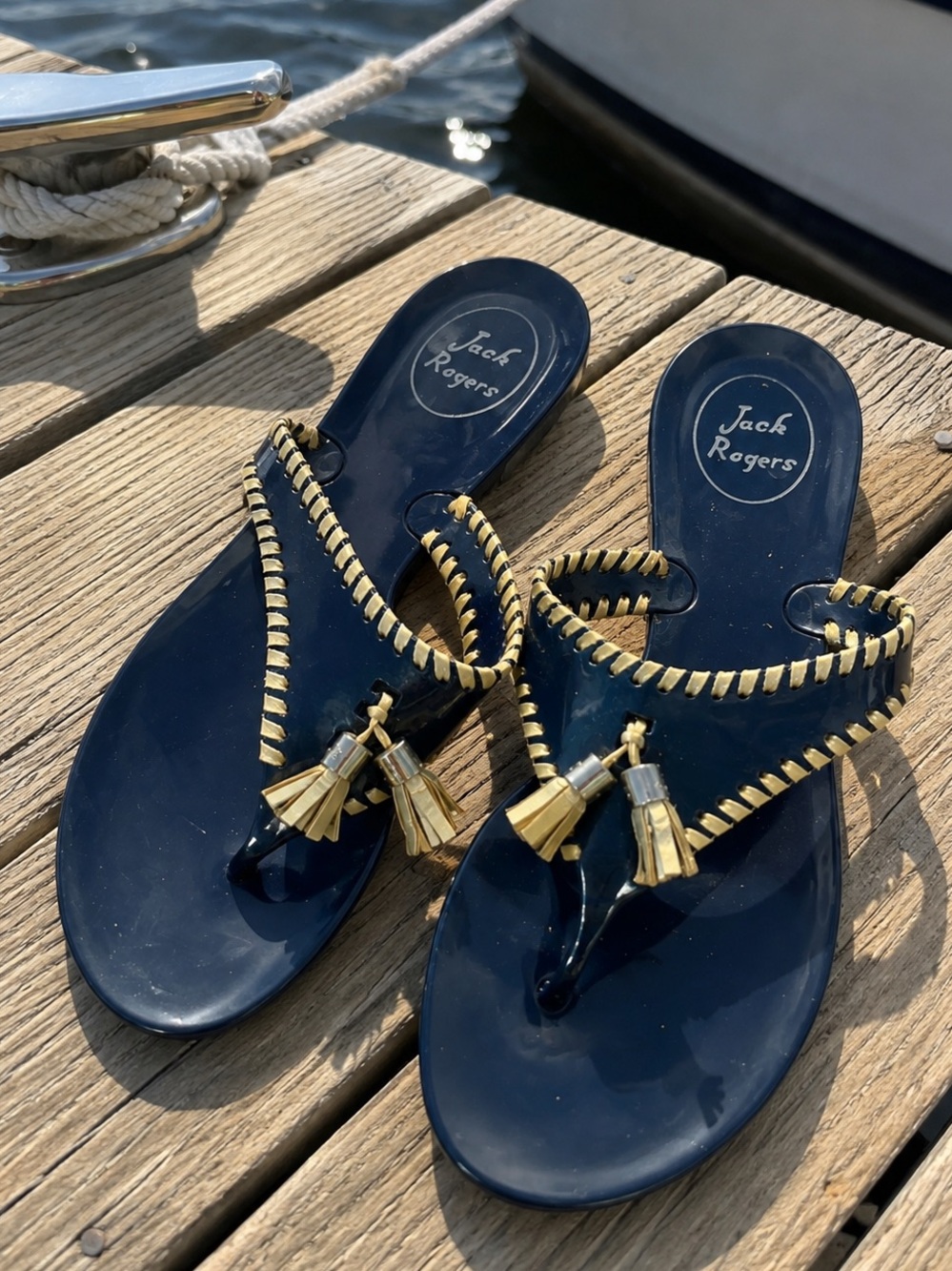 Jack Rogers 9 Jelly Flip Flops Navy Gold Tassel Sandals Resort Beach Pool Boat
